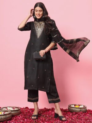 Vp 9517 Black Cotton Blend Kurti Pent With Nazmeen Dupatta