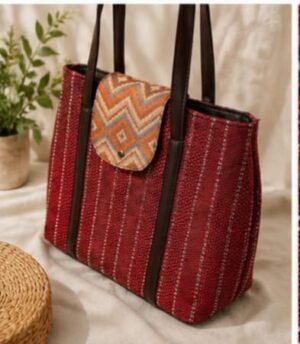 Jacquard jute fabric Back zip and inside zip pocket Detachable wallet pouch